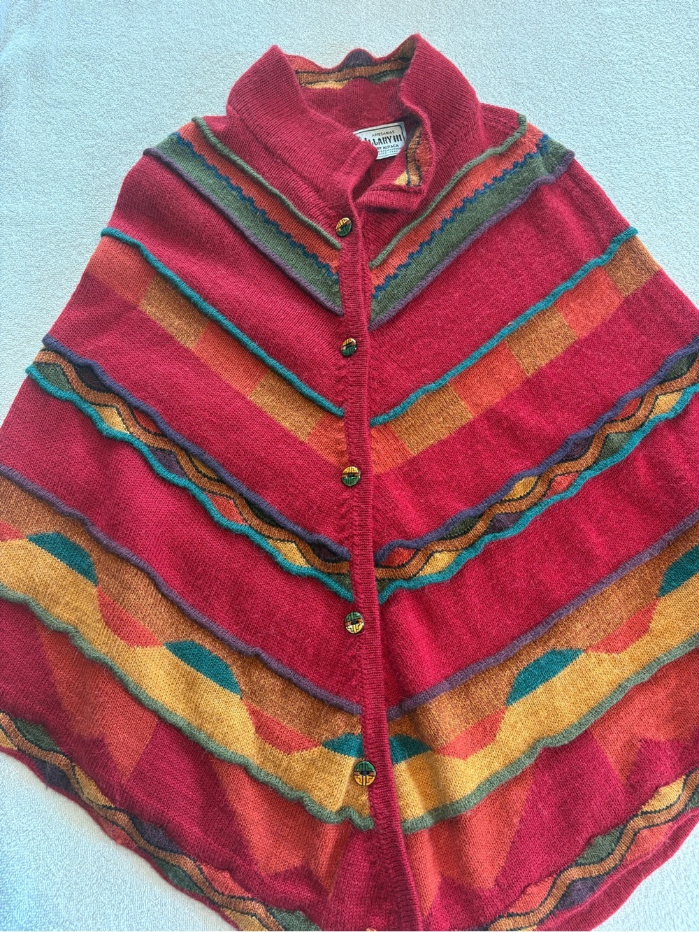 Red Patterned Button-Front Poncho Jacket - Picture 4 of 9